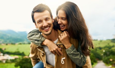 5 signs that a guy trusts you with his secrets